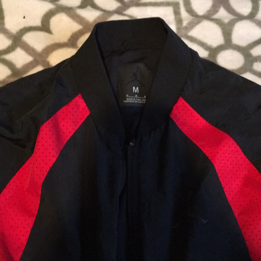 Jordan wind breaker